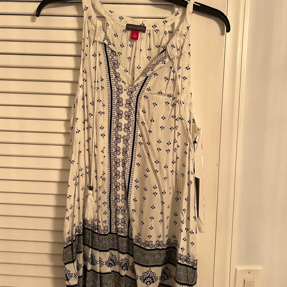 Vince Canute tank, size small, new with tags.